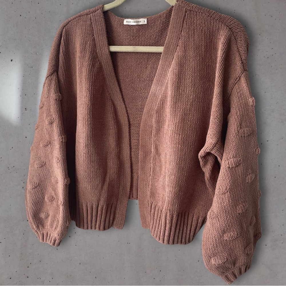 moon & madison knit cropped cardigan